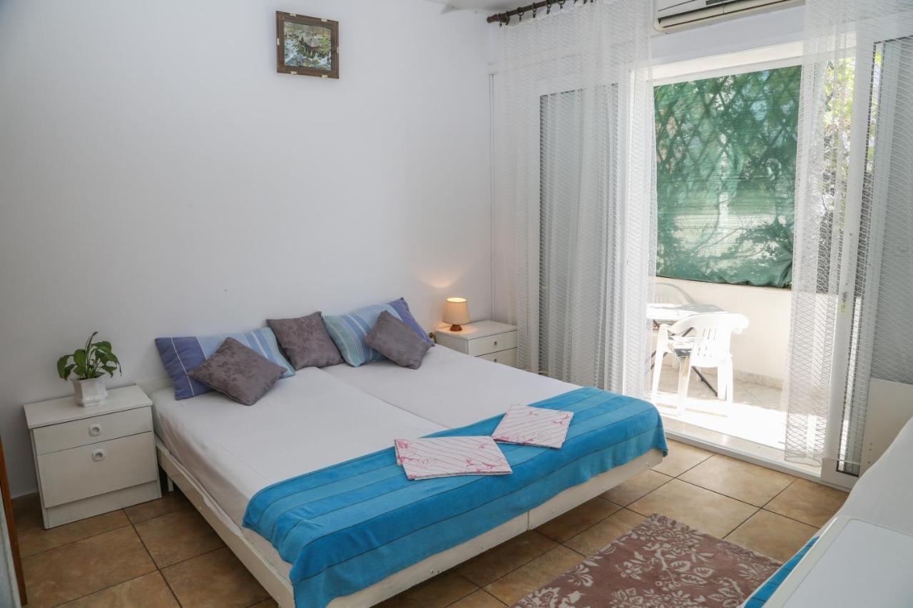 Apartments Butkovic Hvar Town Exterior photo