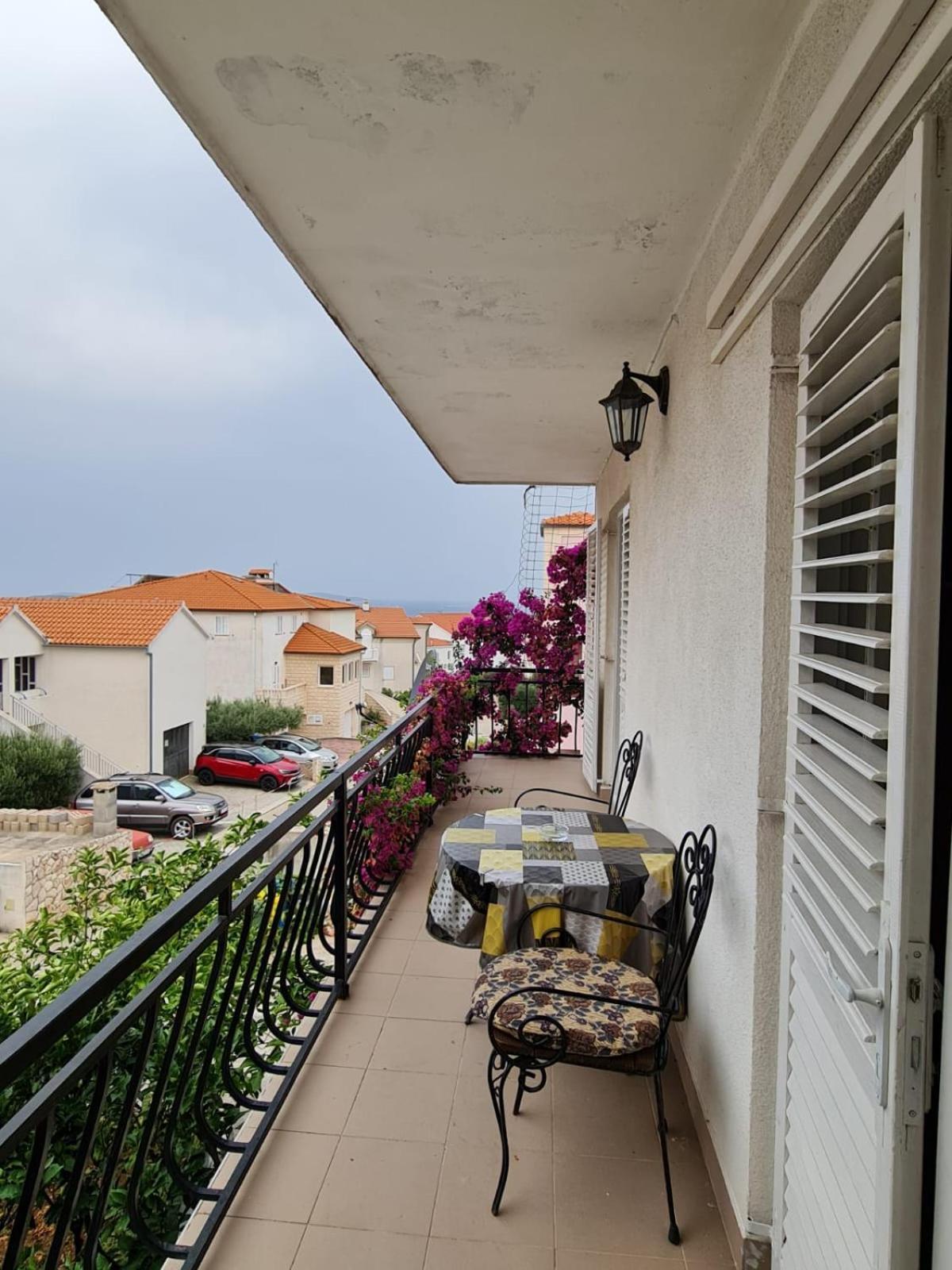 Apartments Butkovic Hvar Town Exterior photo