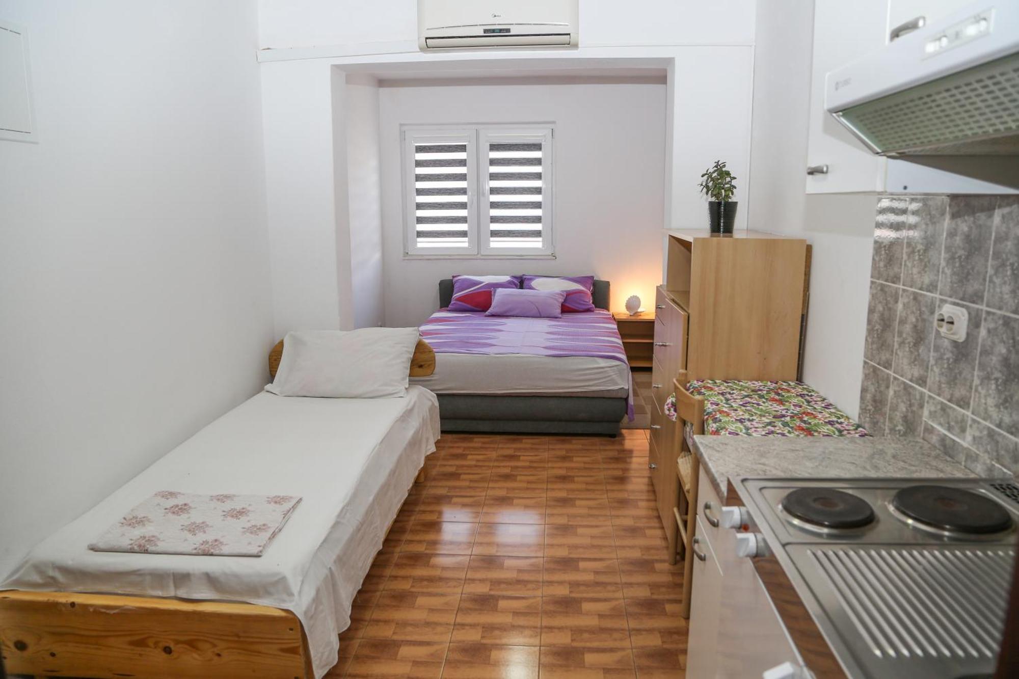 Apartments Butkovic Hvar Town Room photo