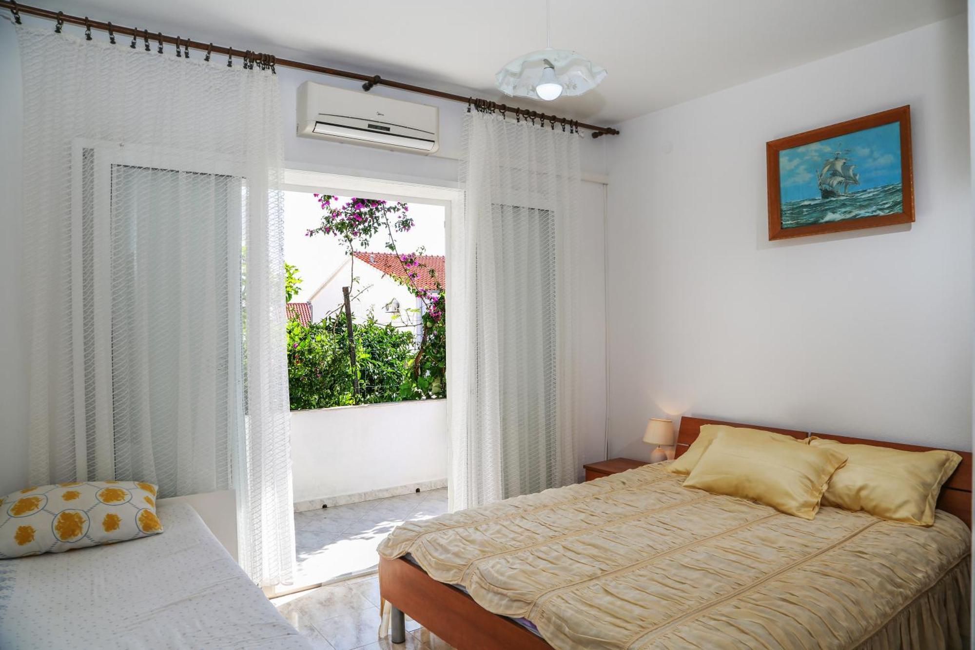 Apartments Butkovic Hvar Town Room photo