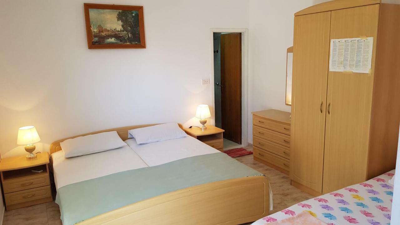 Apartments Butkovic Hvar Town Exterior photo